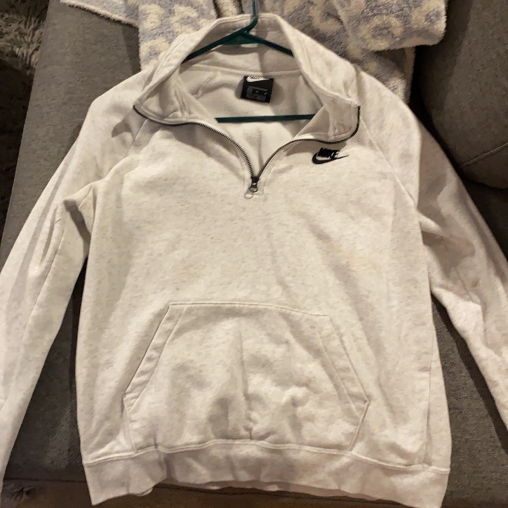 Nike Essential Quarter Zip Fleece Pullover